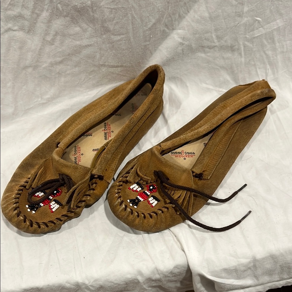 Minnetonka Brown Moccasins with Hand-Stitched Detailing